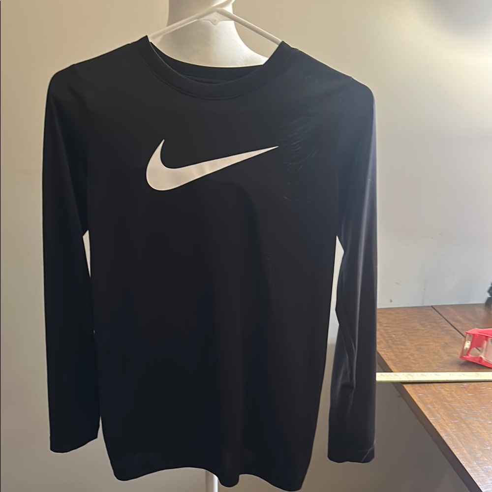 Nike Black Long Sleeve Shirt Boys Large